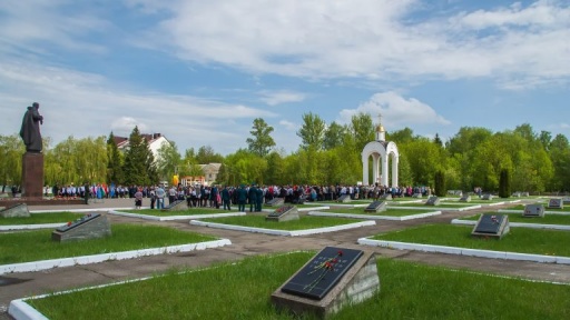 Погибших в Великую Отечественную Войну почтили на Воинском кладбище